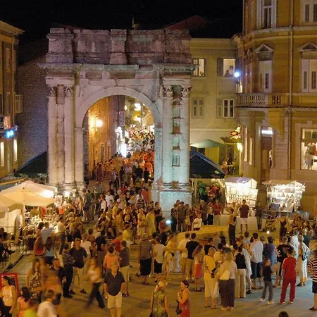 Holiday Bojana Apartment Pula